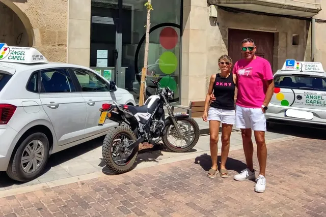 El local de Juneda · Plaça de l'Església, 21